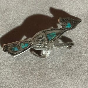 Native American road runner brooch .925 with turquoise inlay and carvings
